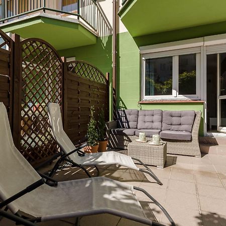 Chill Apartments Kabaty Family Warschau Exterior foto