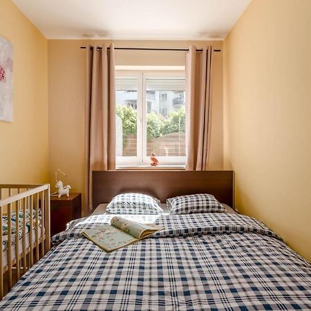 Chill Apartments Kabaty Family Warschau Exterior foto