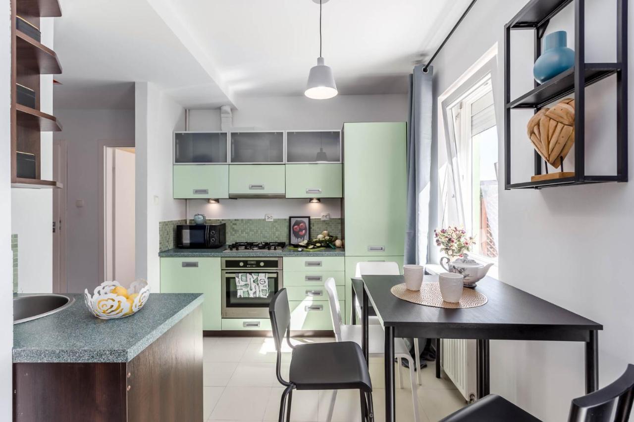 Chill Apartments Kabaty Family Warschau Exterior foto