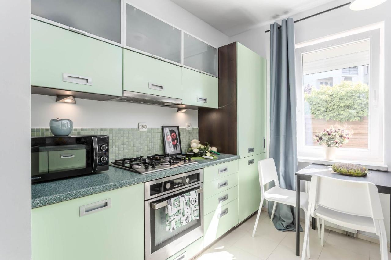 Chill Apartments Kabaty Family Warschau Exterior foto